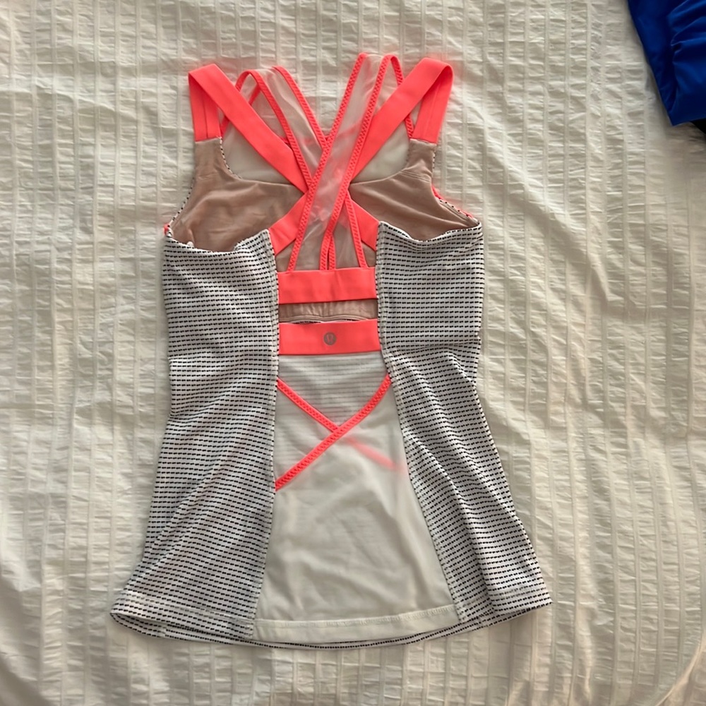 Lulu Lemon cross-cross back top, size 6